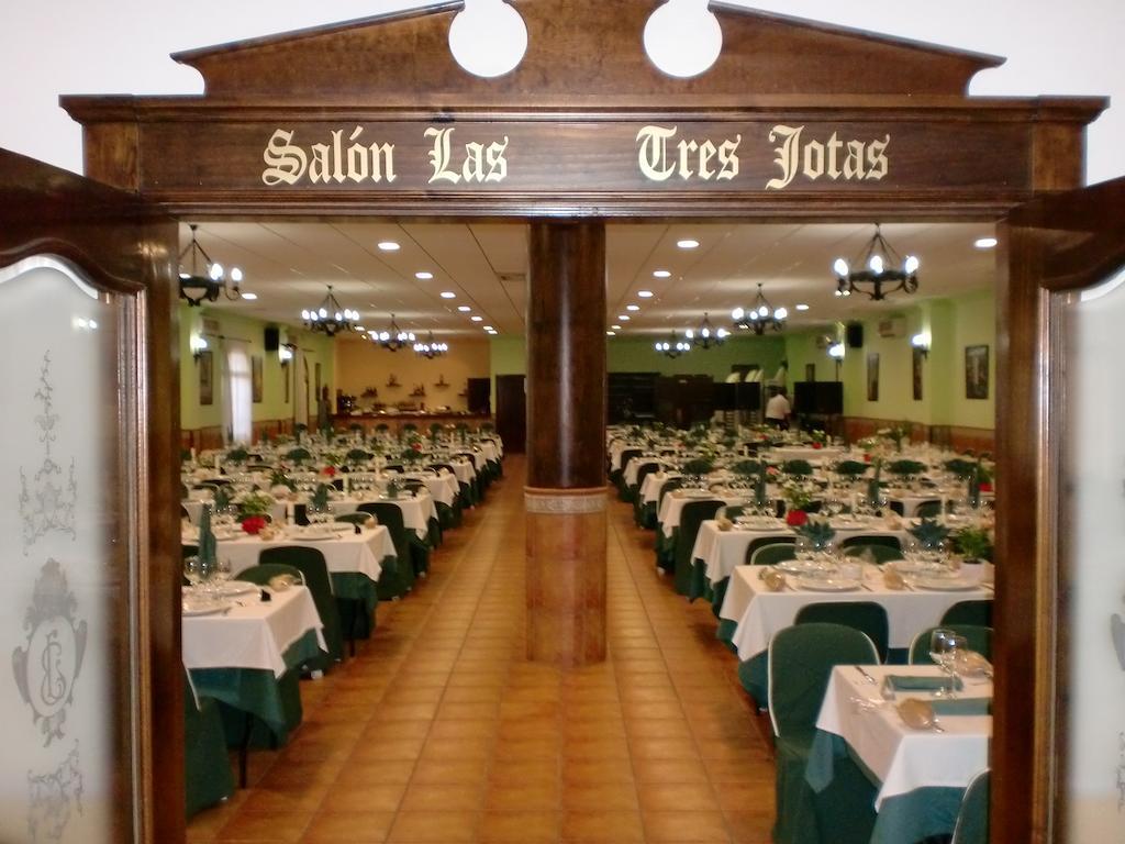 Hostal Las Tres Jotas Alcaracejos Exteriér fotografie
